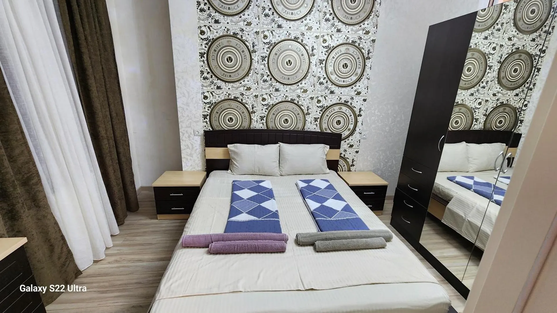 Modern City-Center Apartment With Balcony & Free Parking 0*, Tbilisi Georgien